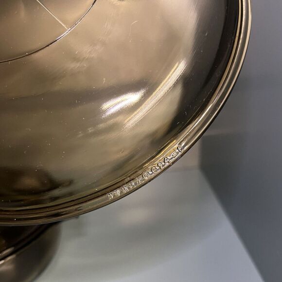 Vintage Pyrex Amber Glass Casserole Dishes with Lids Lot of 2 - Picture 5 of 9